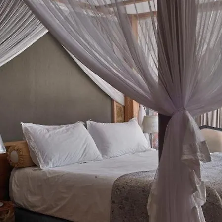 شقة With 6 Bedrooms In سانتا أيُلاريا ذيس ريو