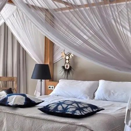 Apartment With 6 Bedrooms In